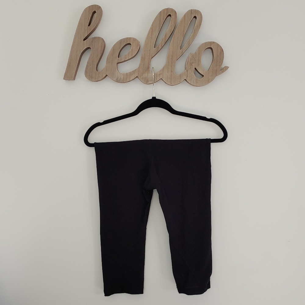 Adidas Cropped Black Workout Leggings (S)